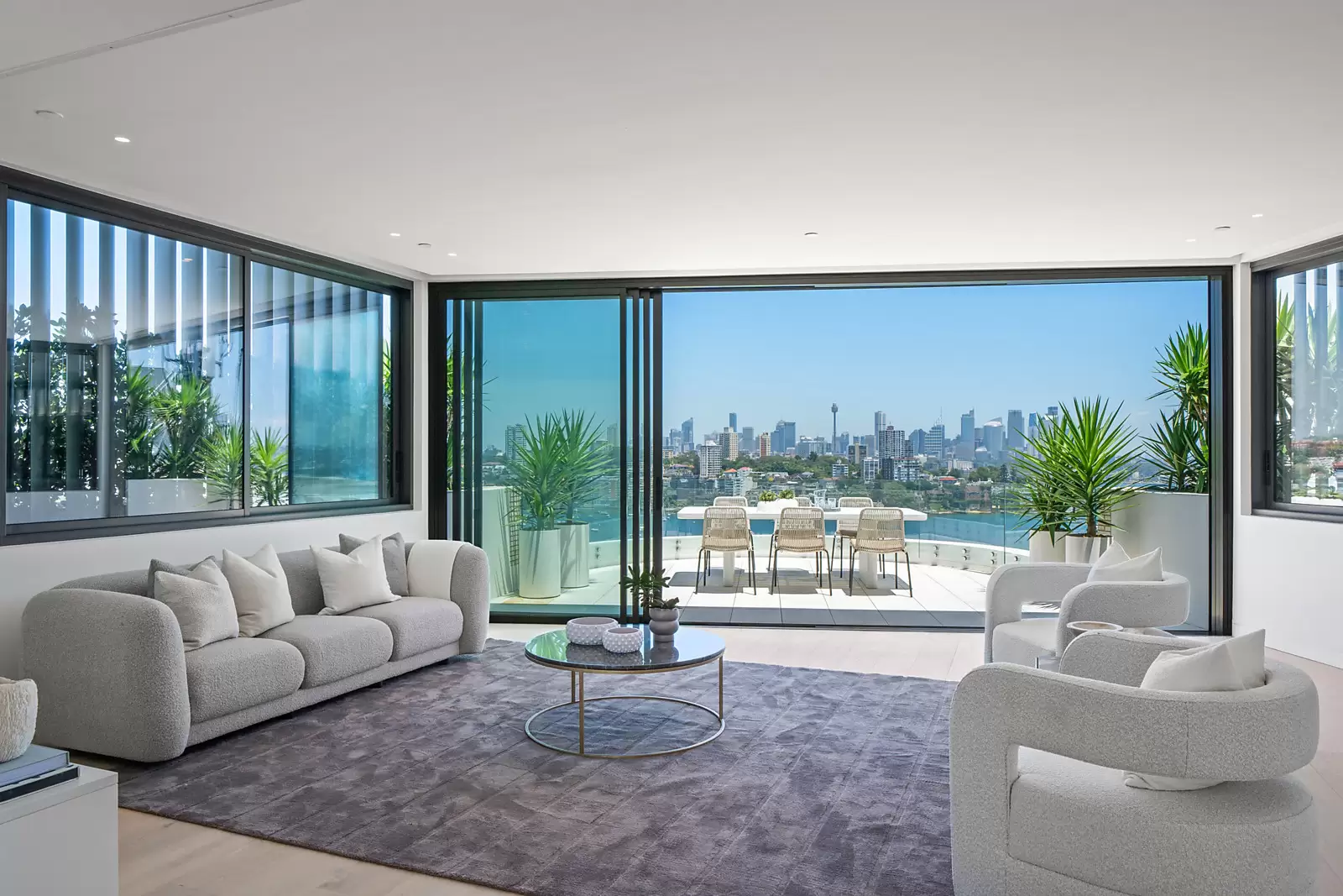 Penthouse/23 Wolseley Road, Point Piper Auction by Sydney Sotheby's International Realty - image 3