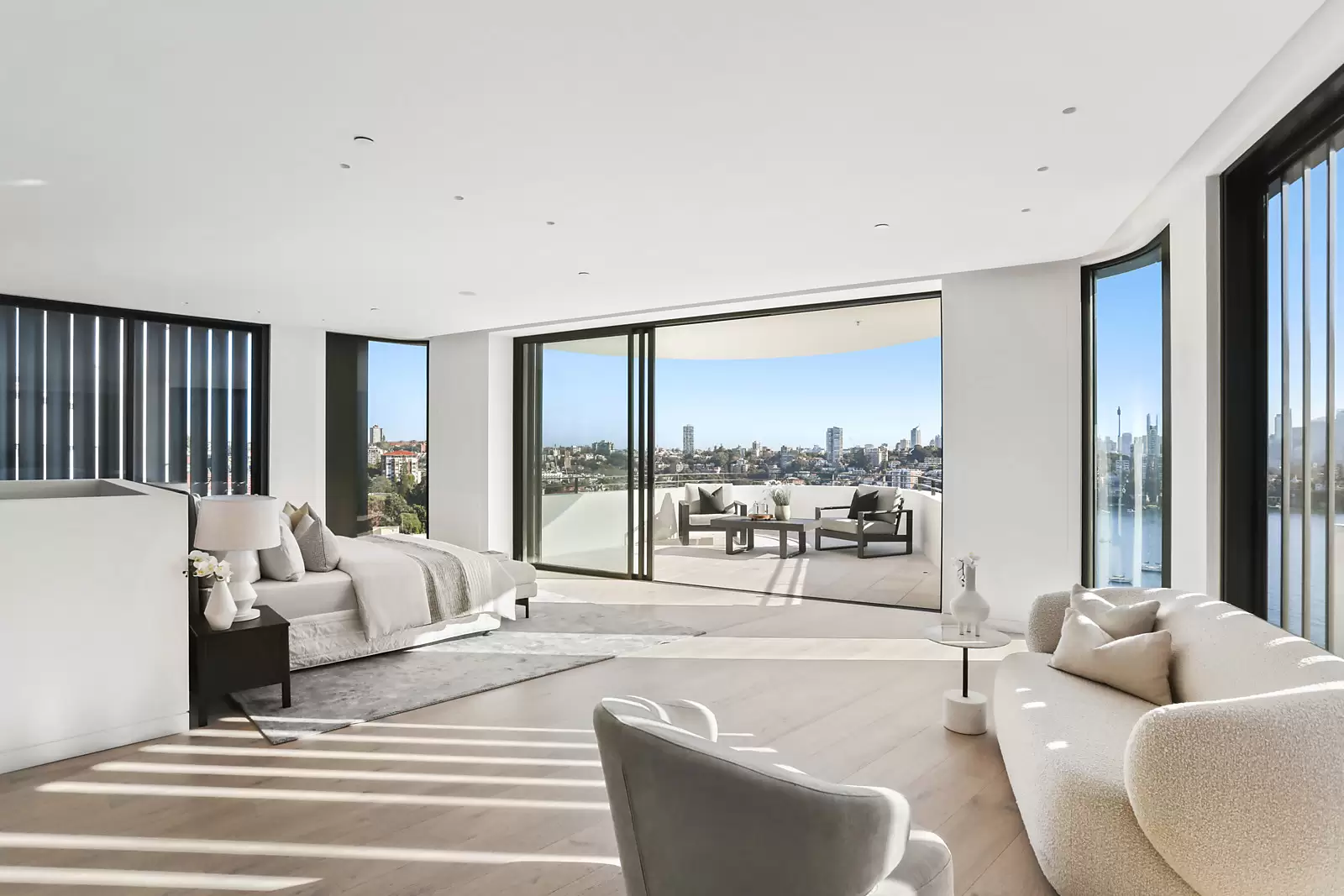 Penthouse/23 Wolseley Road, Point Piper Auction by Sydney Sotheby's International Realty - image 9