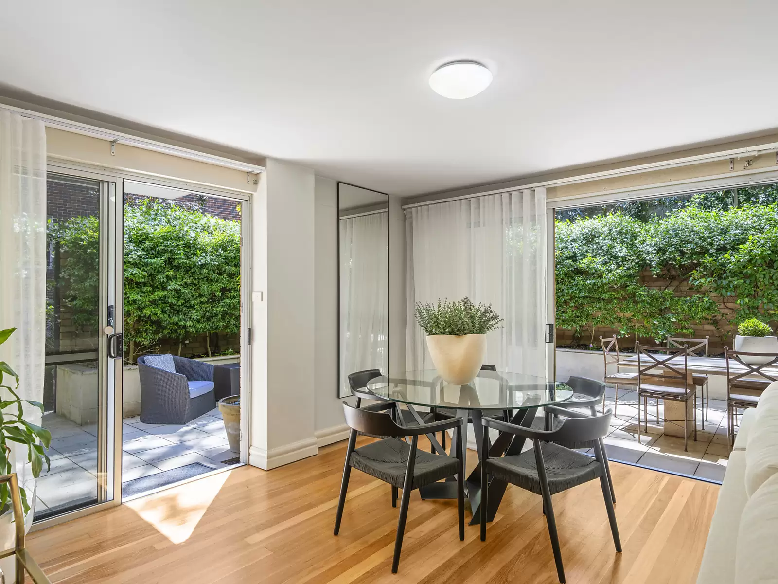 5/54 Darling Point Road, Darling Point Sold by Sydney Sotheby's International Realty - image 9