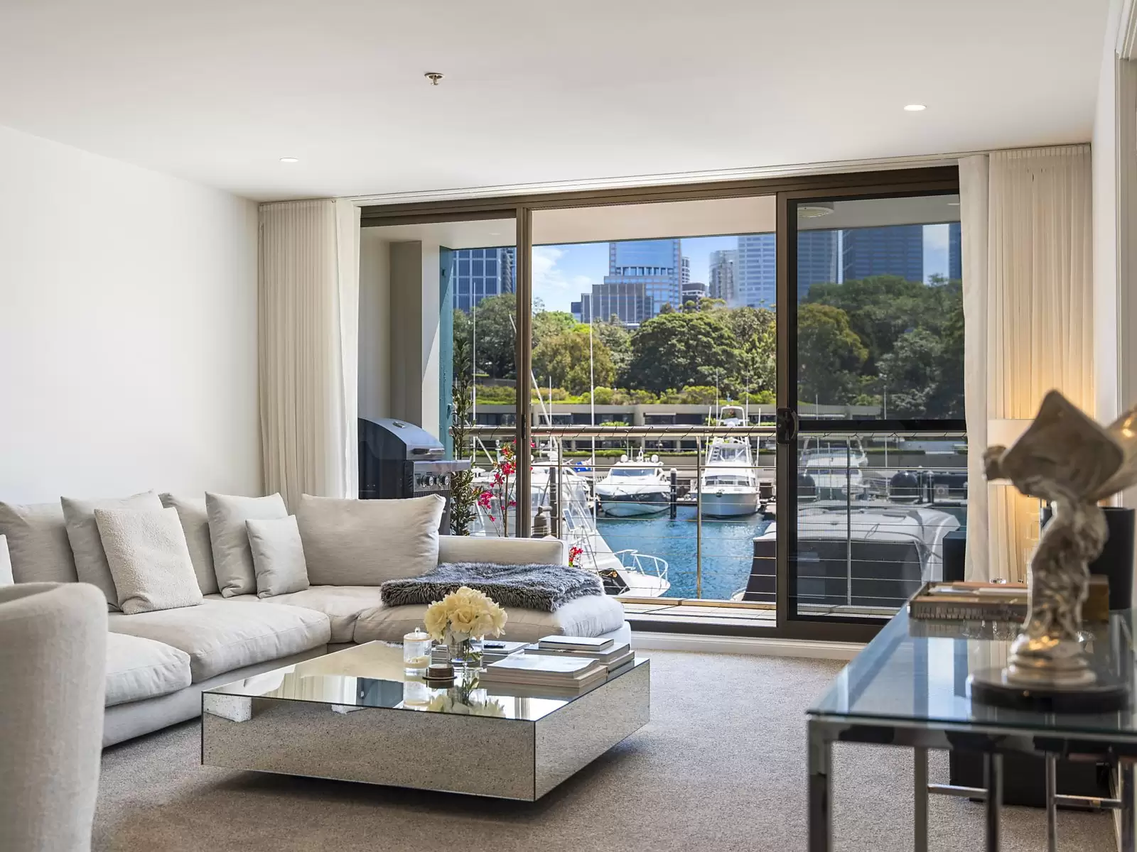 Photo #5: 212/6E Cowper Wharf Roadway, Woolloomooloo - For Sale by Sydney Sotheby's International Realty