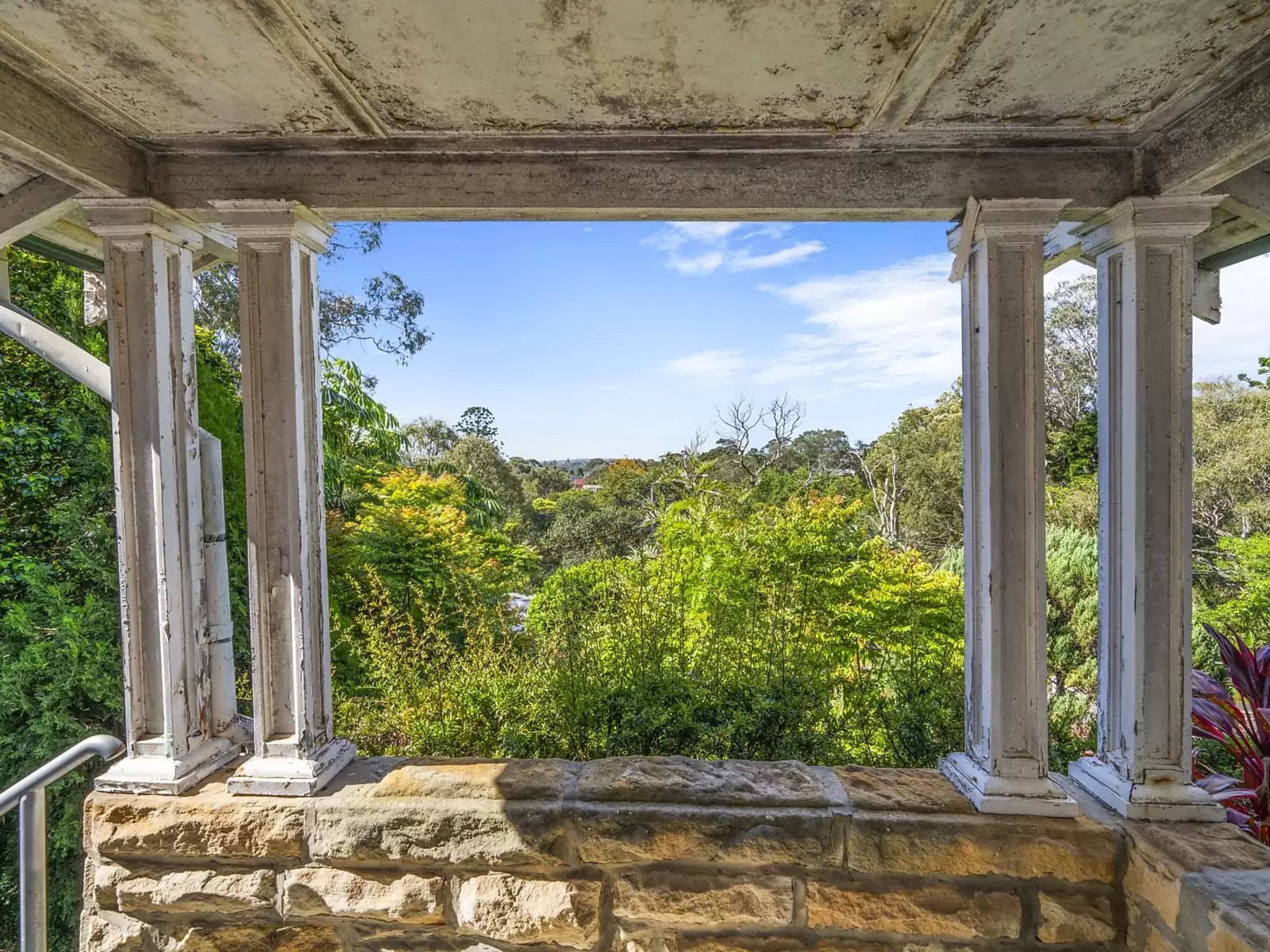 23 Olola Avenue, Vaucluse Sold by Sydney Sotheby's International Realty - image 5