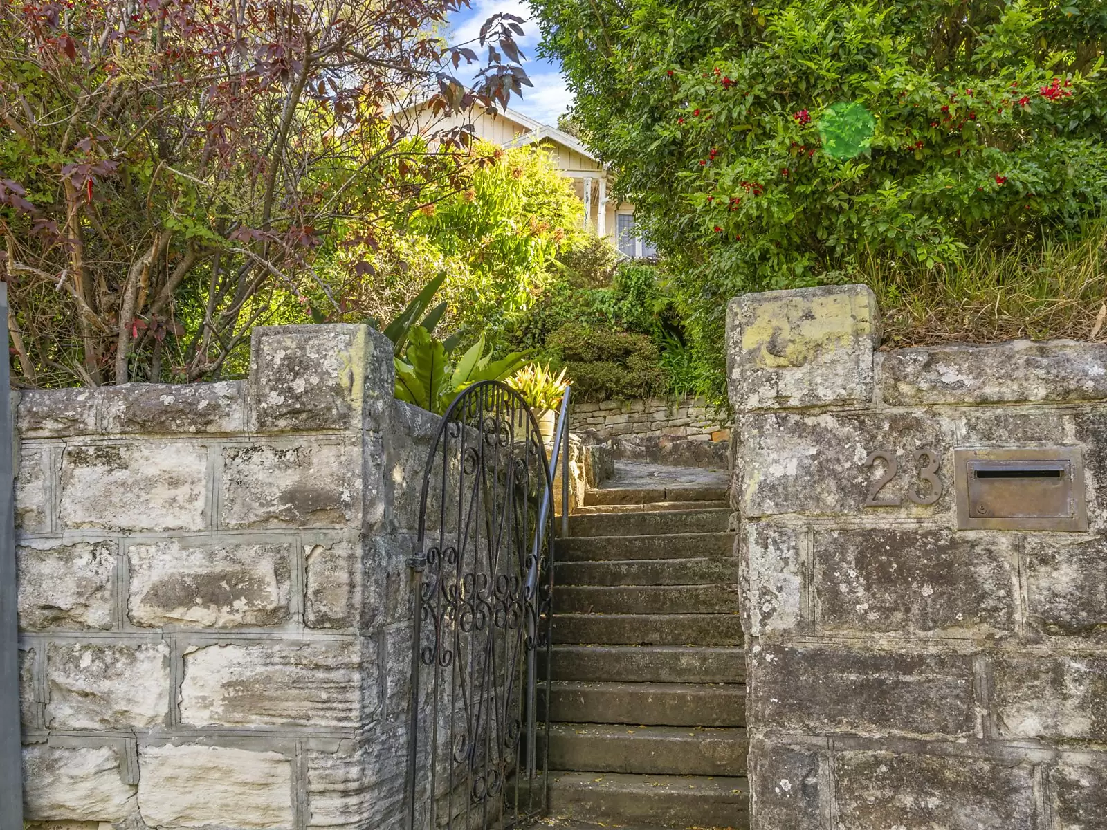 23 Olola Avenue, Vaucluse Sold by Sydney Sotheby's International Realty - image 13