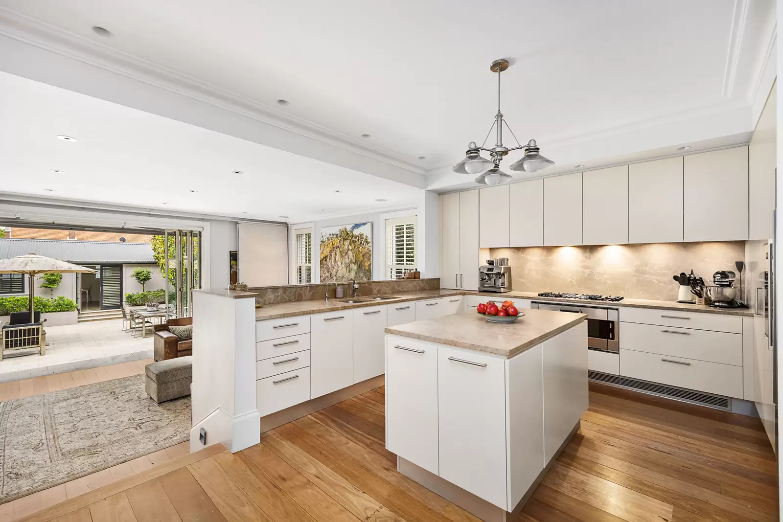 196 Queen Street, Woollahra Sold by Sydney Sotheby's International Realty - image 10