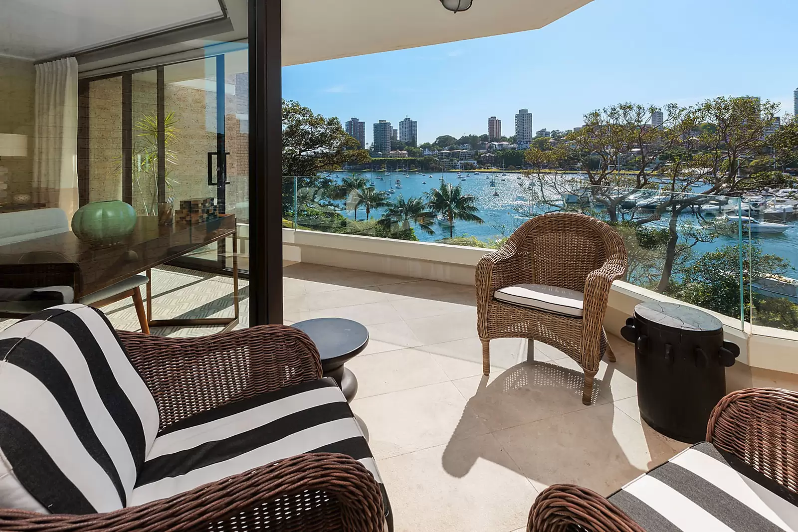 42/93 Elizabeth Bay Road, Elizabeth Bay Sold by Sydney Sotheby's International Realty - image 3