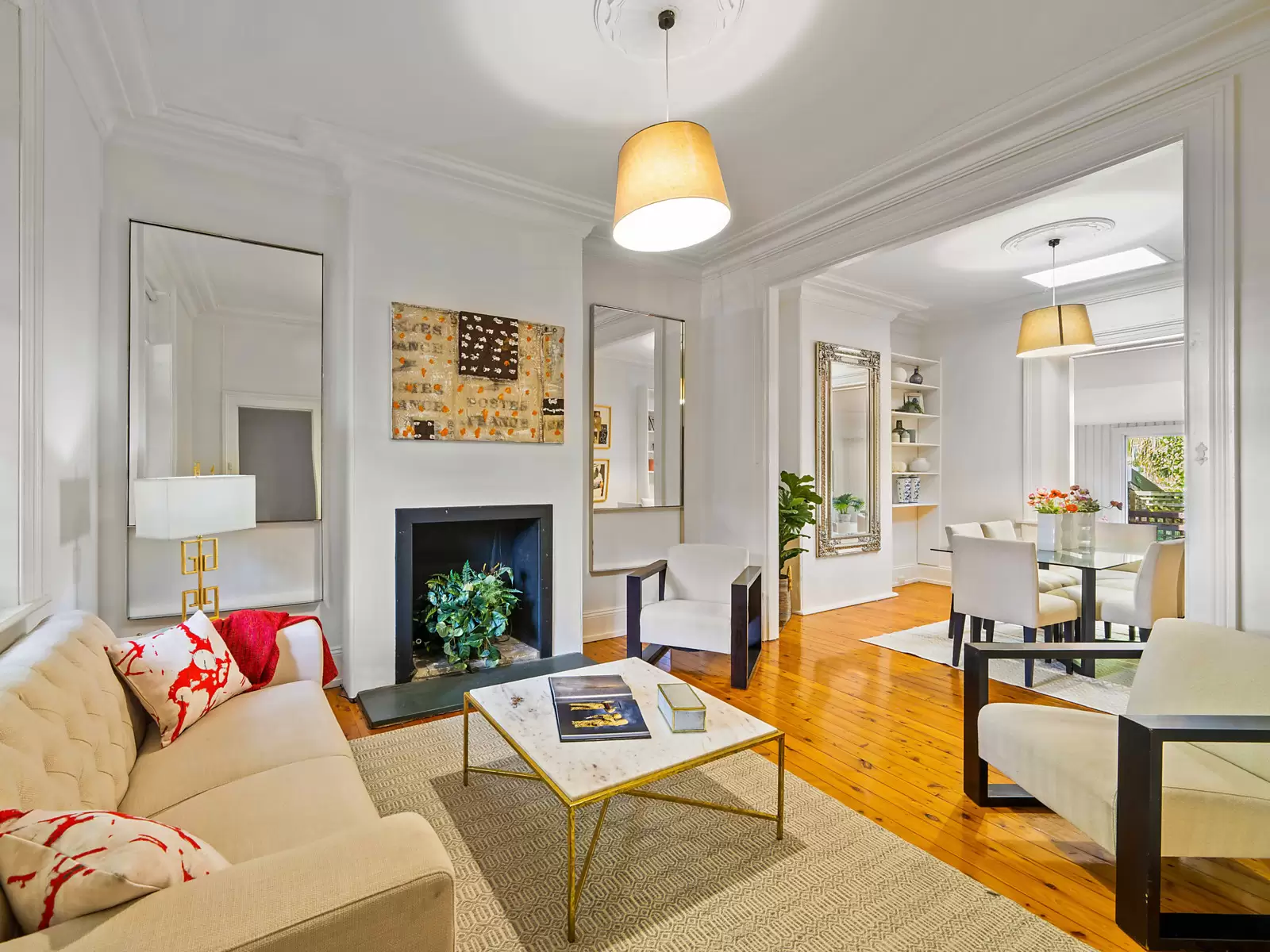 89 Moncur Street, Woollahra Sold by Sydney Sotheby's International Realty - image 2