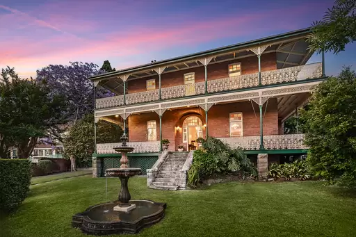 1 Wybalena Road, Hunters Hill Sold by Sydney Sotheby's International Realty