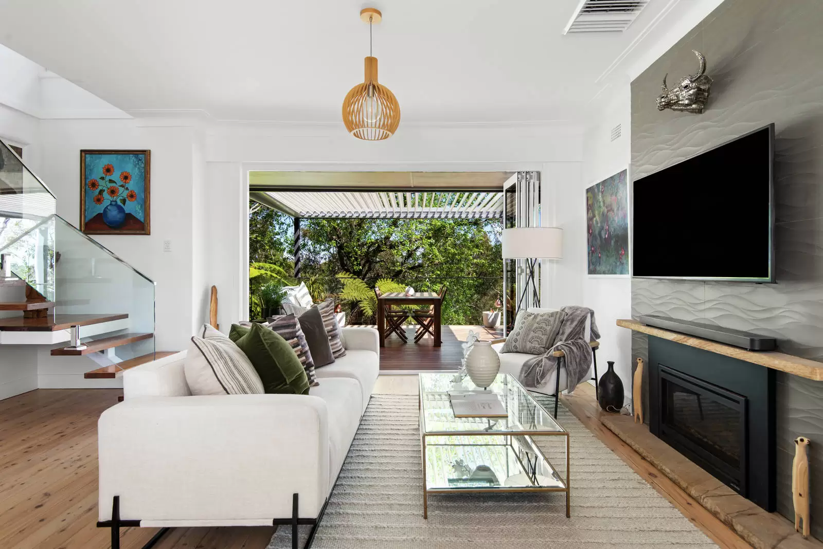 38 Waugoola Street, Gordon Sold by Sydney Sotheby's International Realty - image 3