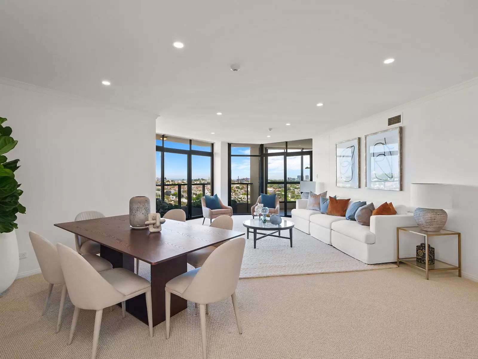 1904/180 Ocean Street, Edgecliff Sold by Sydney Sotheby's International Realty - image 4