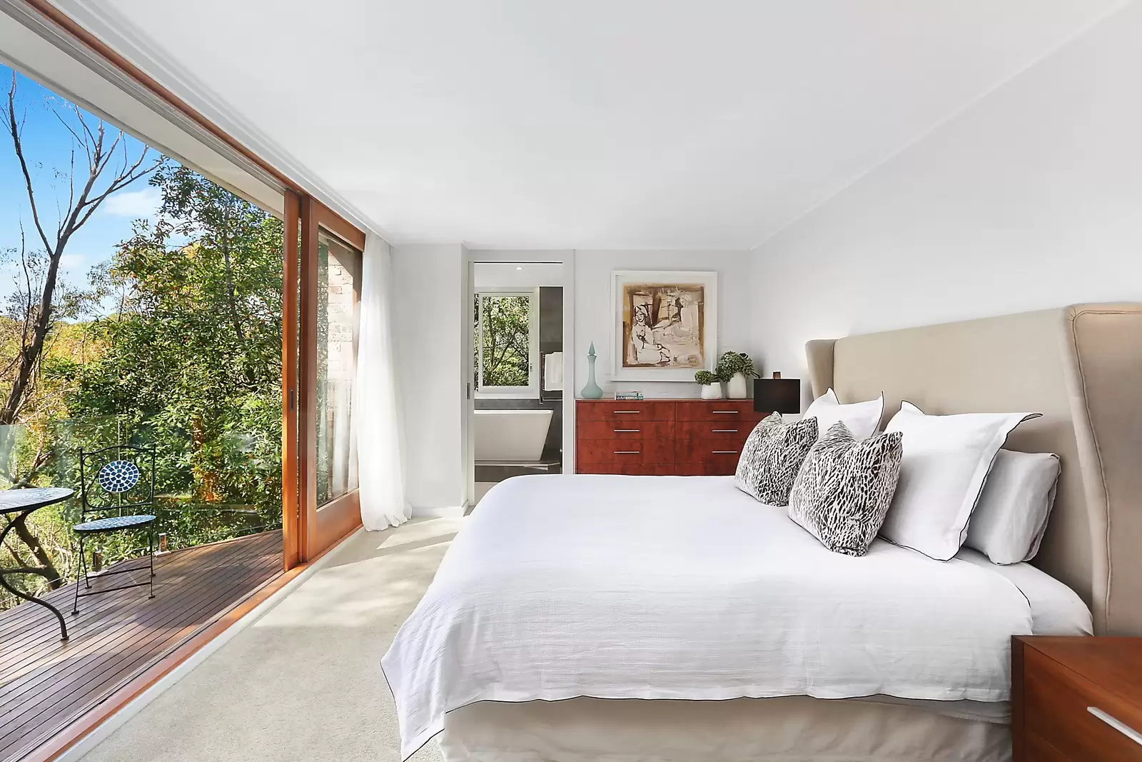 16 Macleay Avenue, Wahroonga Sold by Sydney Sotheby's International Realty - image 5