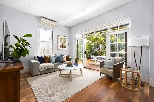 27 Carr Street, Coogee Sold by Sydney Sotheby's International Realty