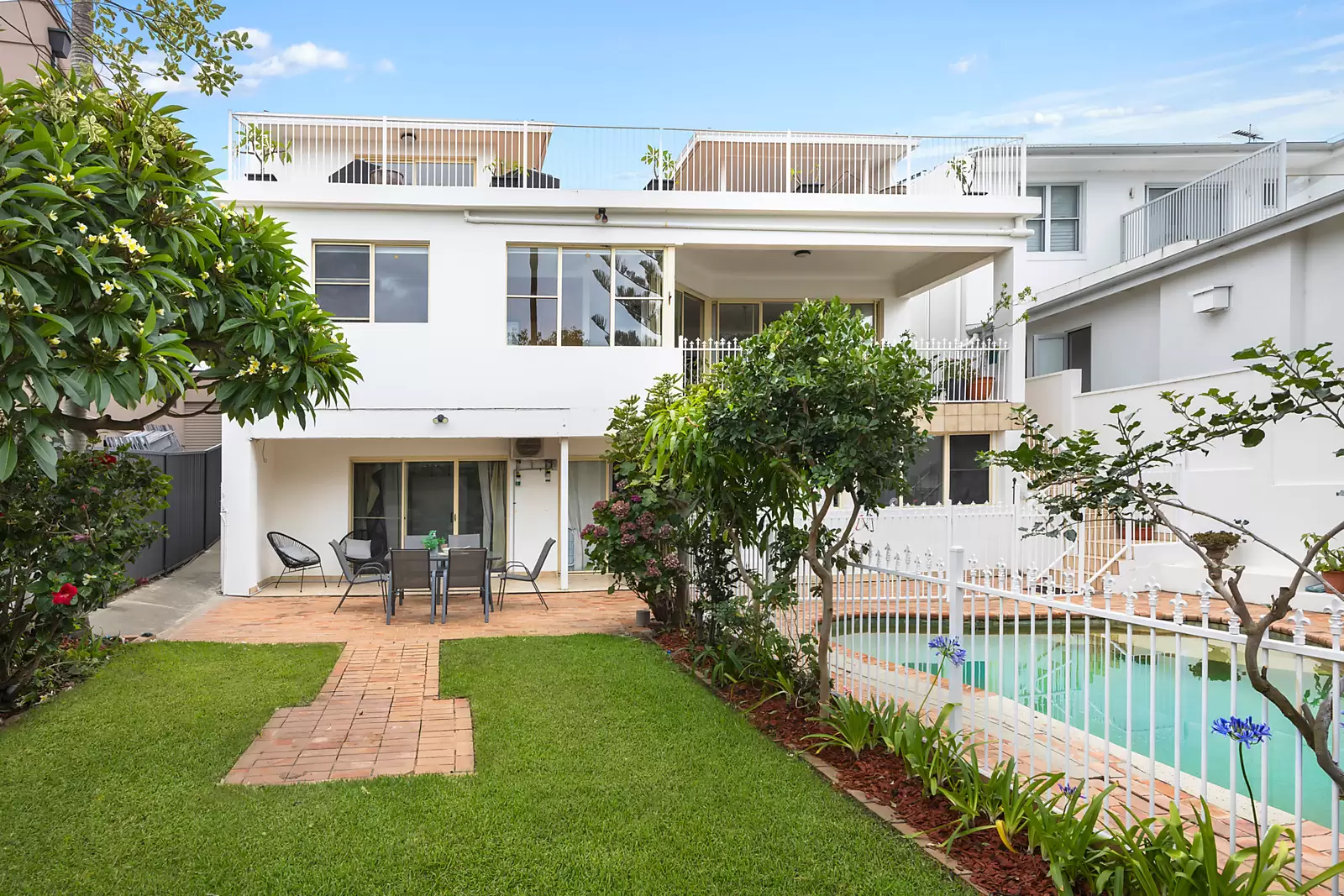 21 Fowler Crescent, South Coogee Sold by Sydney Sotheby's International Realty - image 1