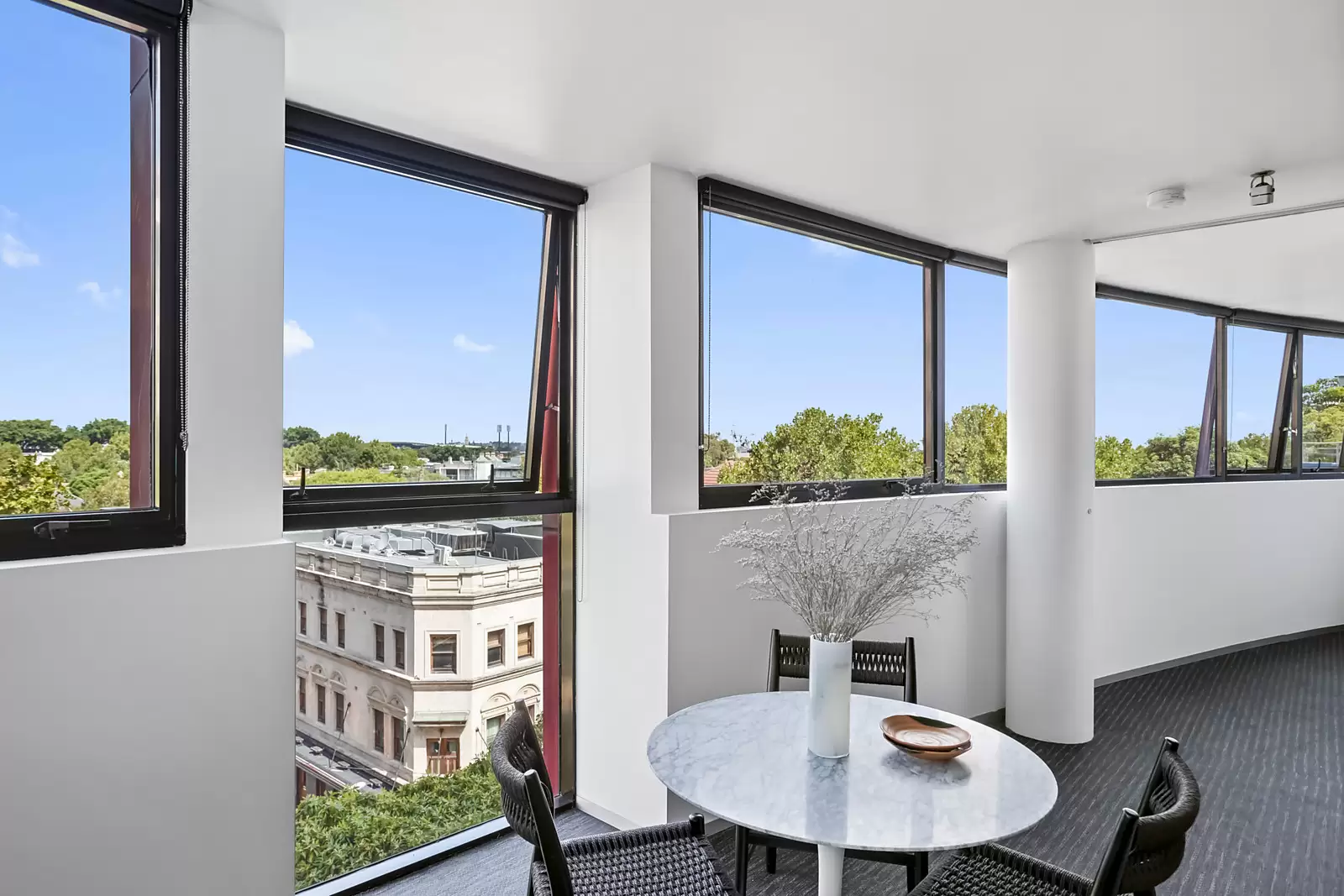 501/425-429 Bourke Street, Surry Hills Sold by Sydney Sotheby's International Realty - image 3