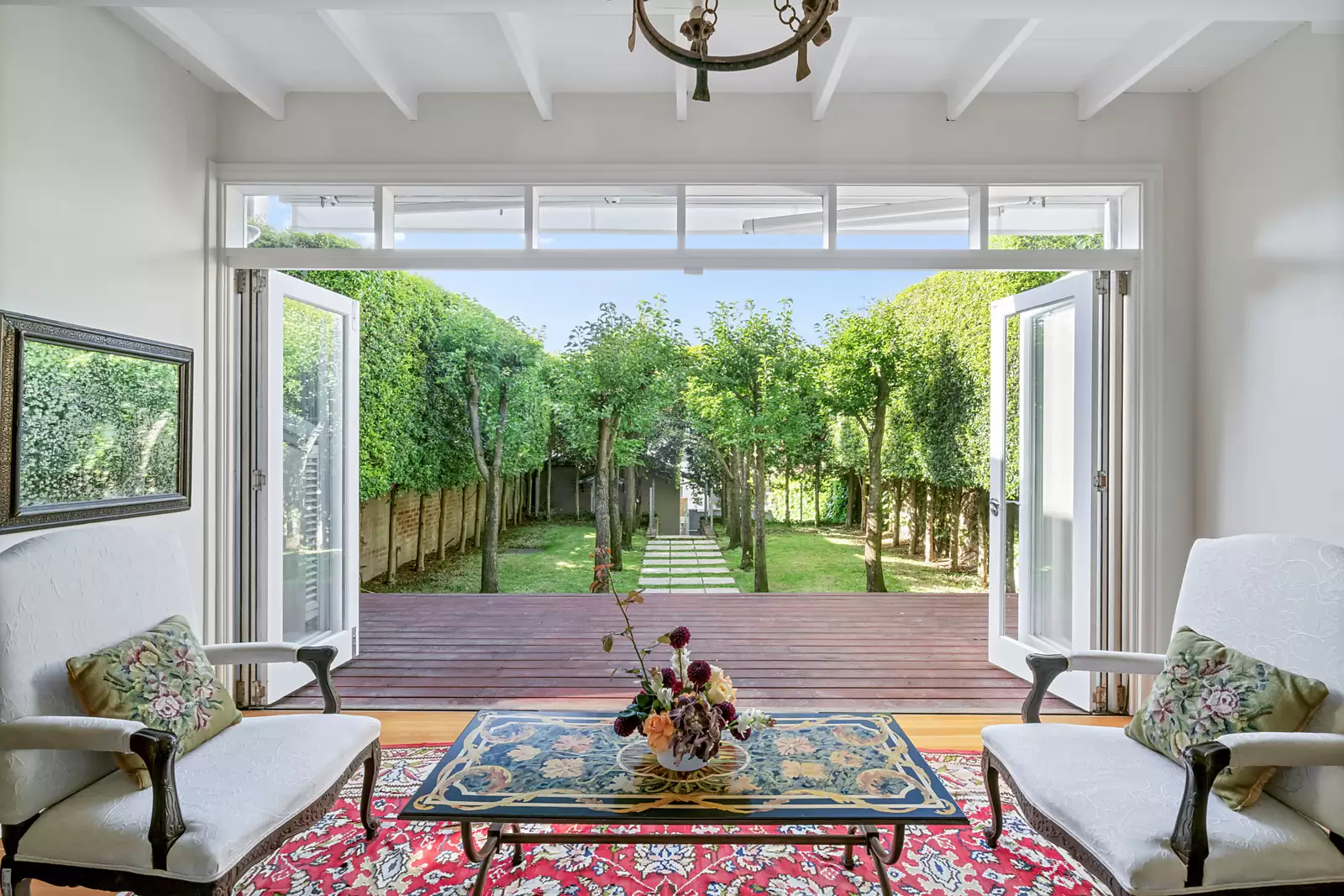 198 Queen Street, Woollahra Auction by Sydney Sotheby's International Realty - image 1