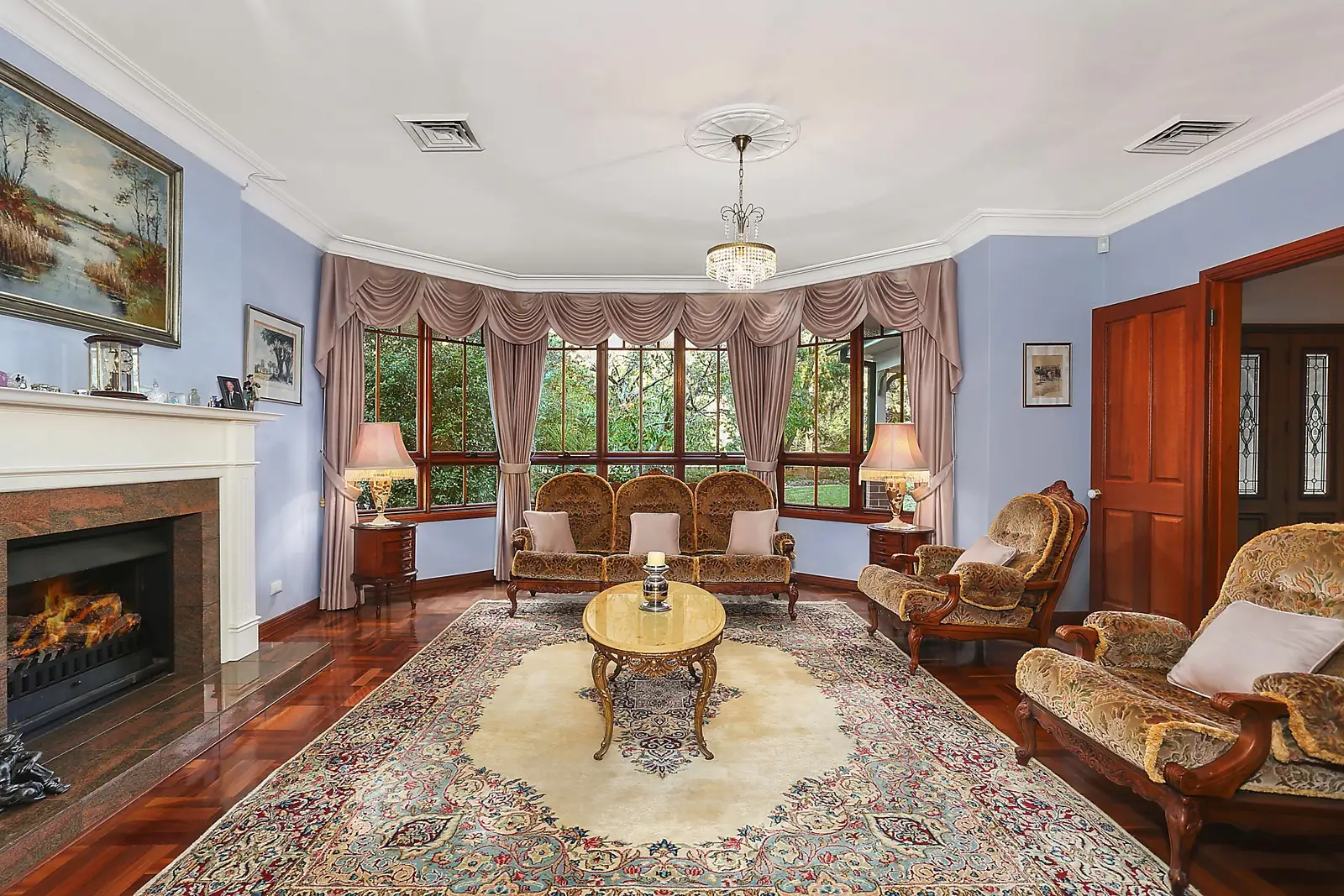 7 Bettowynd Road, Pymble Sold by Sydney Sotheby's International Realty - image 3