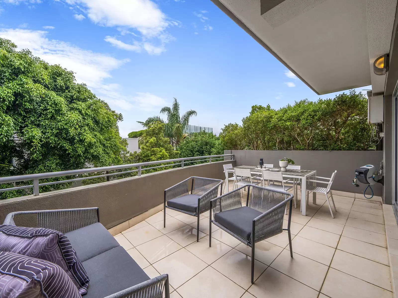 Photo #8: 7/30-32 Birriga Road, Bellevue Hill - Auction by Sydney Sotheby's International Realty