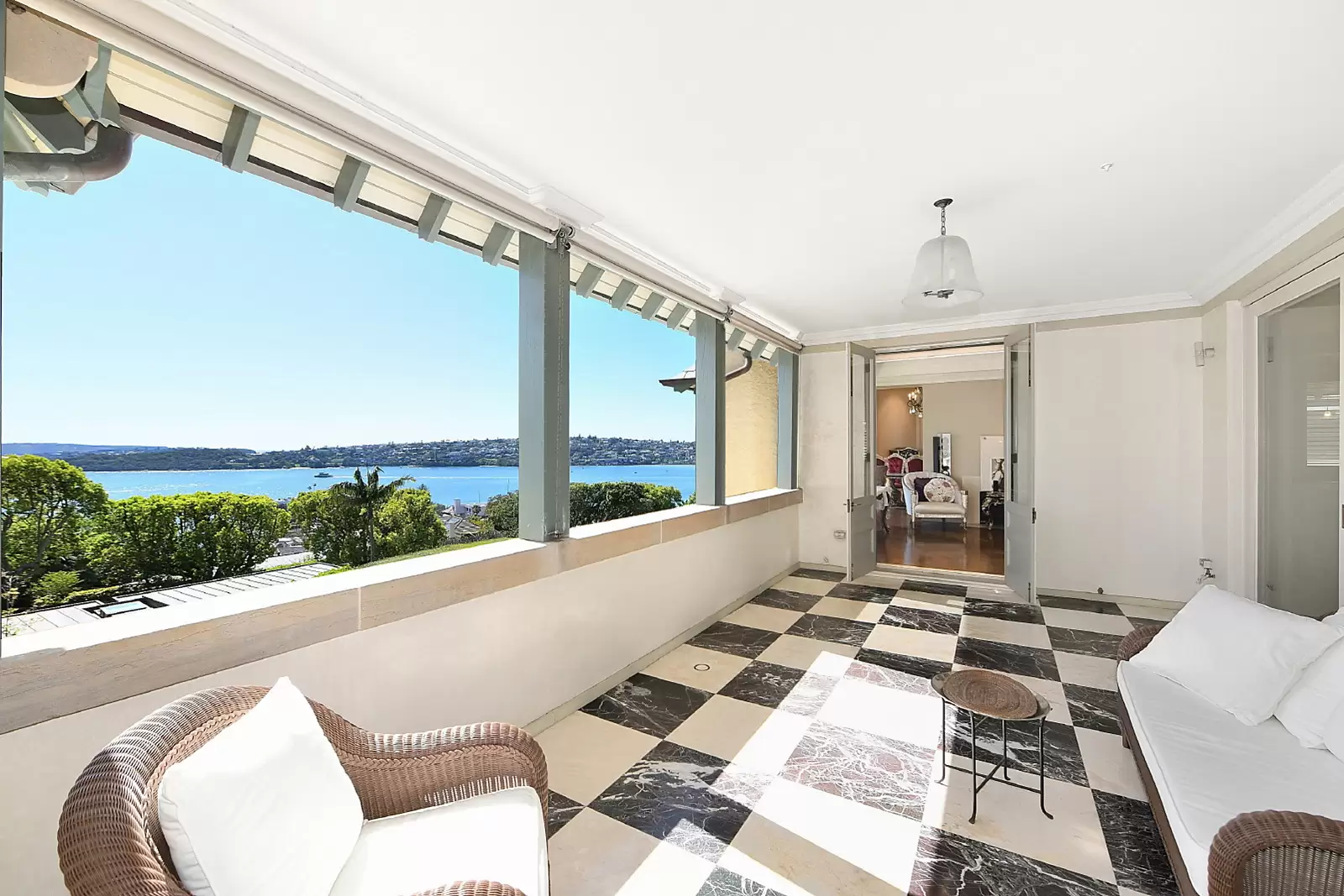 2/6 Wentworth Street, Point Piper Auction by Sydney Sotheby's International Realty - image 2