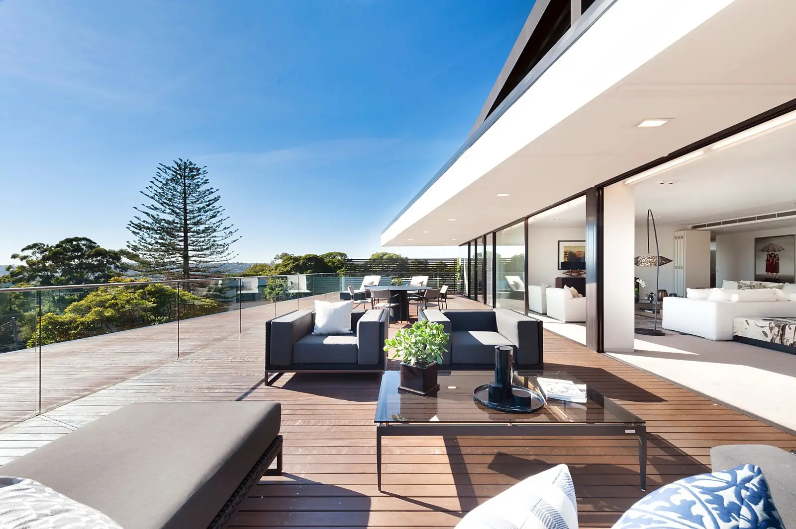 5/12-16 Bundarra Road, Bellevue Hill Sold by Sydney Sotheby's International Realty - image 1