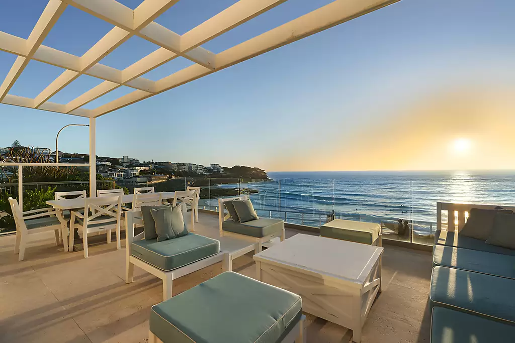 16 Tamarama Marine Drive, Bronte For Sale by Sydney Sotheby's International Realty