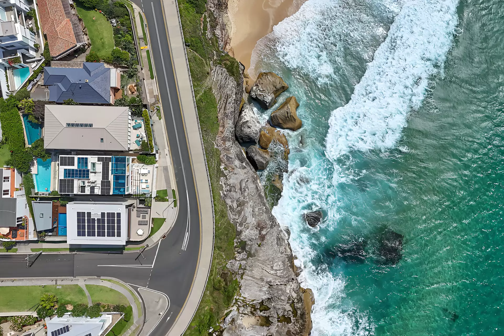 16 Tamarama Marine Drive, Bronte For Sale by Sydney Sotheby's International Realty - image 16
