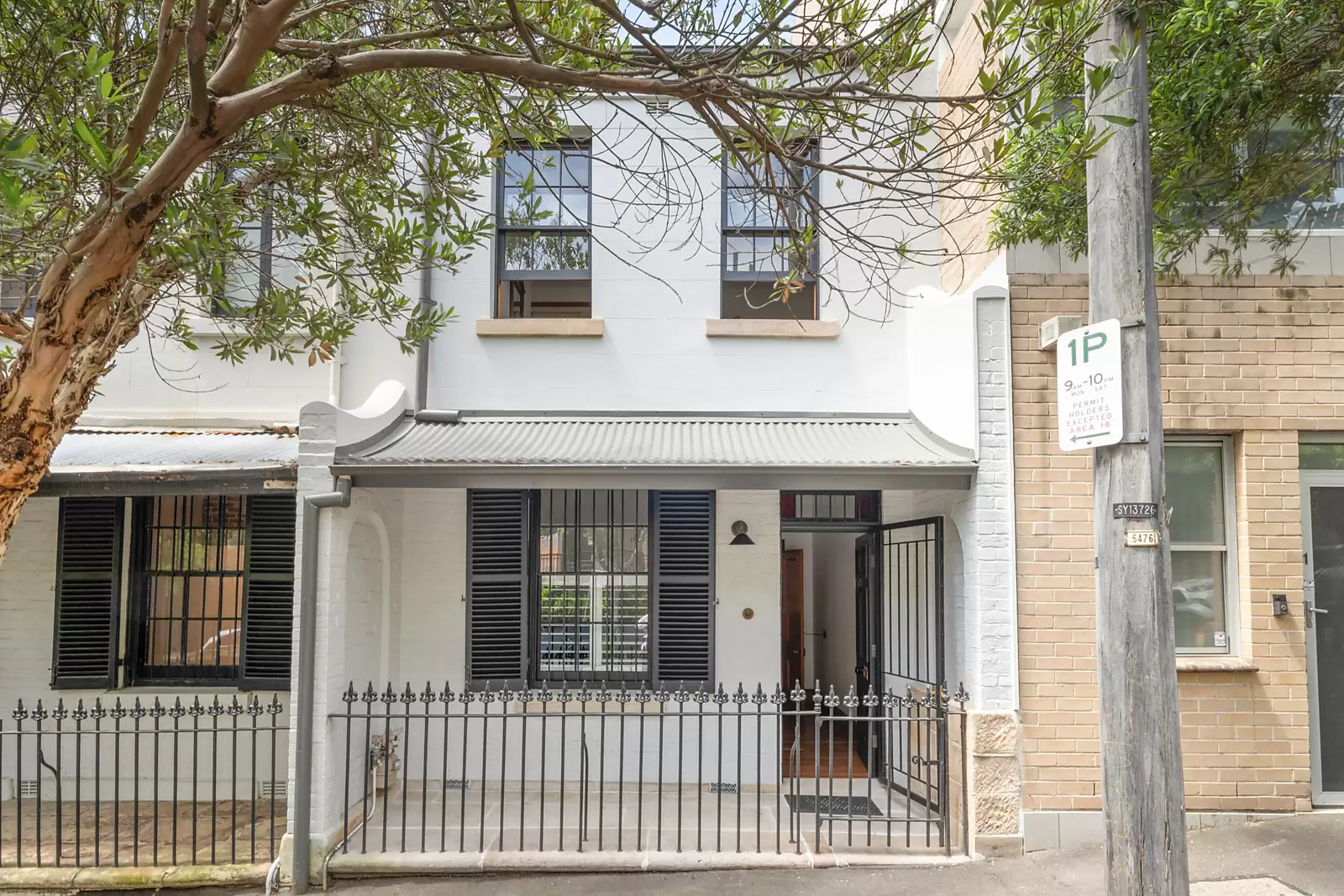42 Buckingham Street, Surry Hills Sold by Sydney Sotheby's International Realty - image 3