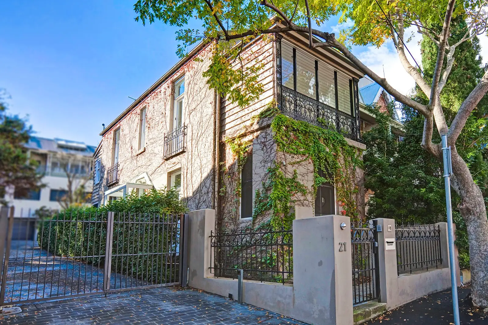 Woollahra Sold by Sydney Sotheby's International Realty - image 1