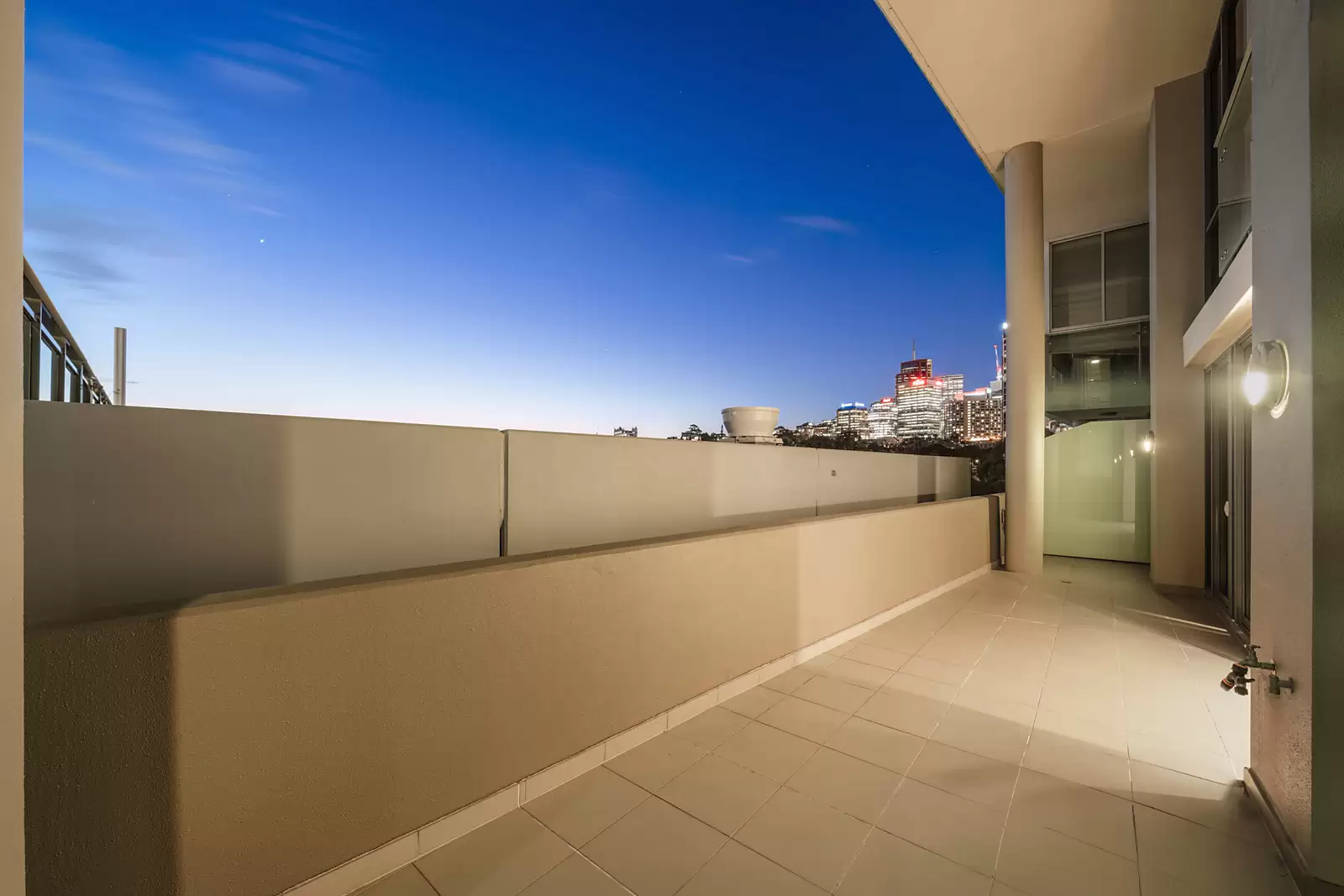 401/8 Glen Street, Milsons Point For Sale by Sydney Sotheby's International Realty - image 8