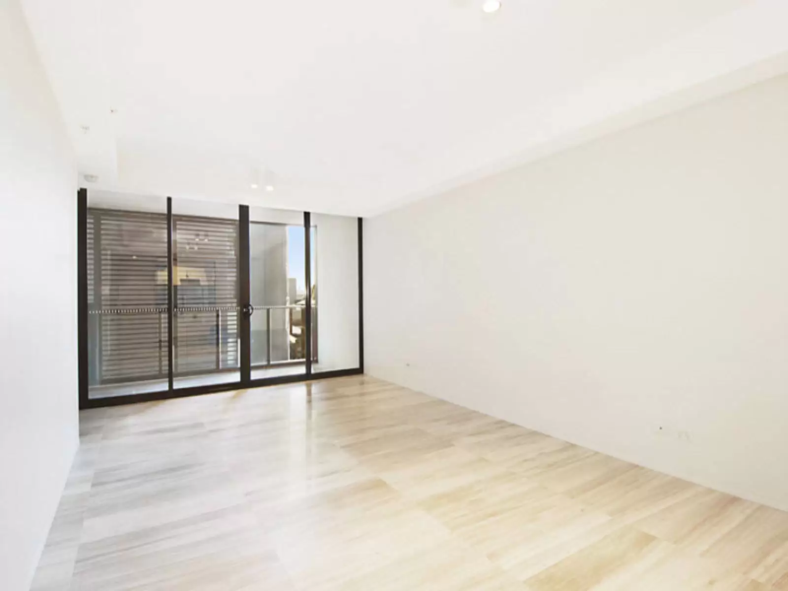 S805/178 Thomas Street, Haymarket Leased by Sydney Sotheby's International Realty - image 2