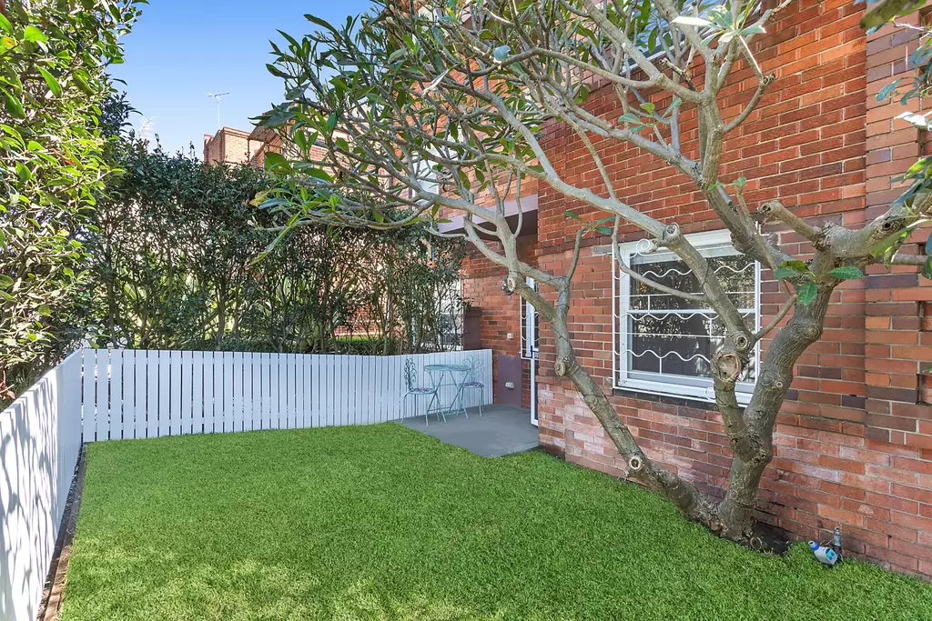 1/13 Botany Street, Bondi Junction Sold by Sydney Sotheby's International Realty