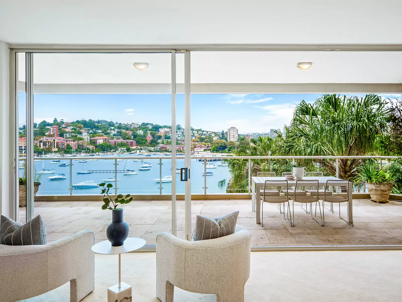 2/29 Sutherland Crescent, Darling Point Auction by Sydney Sotheby's International Realty - image 4