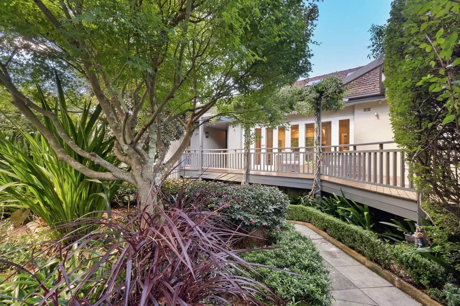 1 Baker Place, Lindfield Sold by Sydney Sotheby's International Realty - image 10