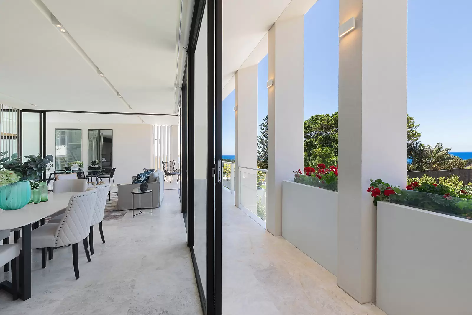 21 Scenic Highway, Terrigal For Sale by Sydney Sotheby's International Realty - image 9
