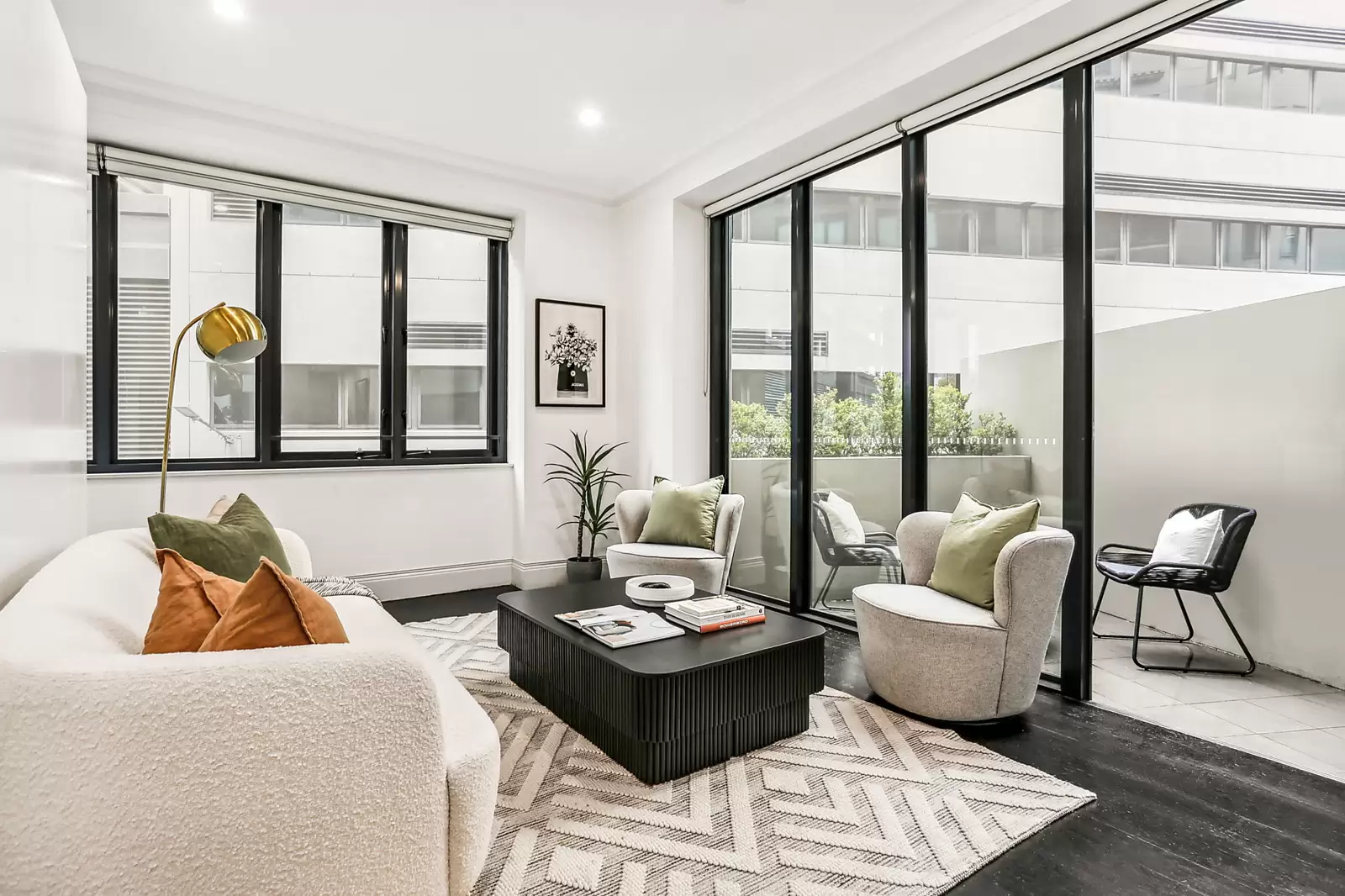 207/13-15 Bayswater Road, Potts Point Sold by Sydney Sotheby's International Realty - image 1