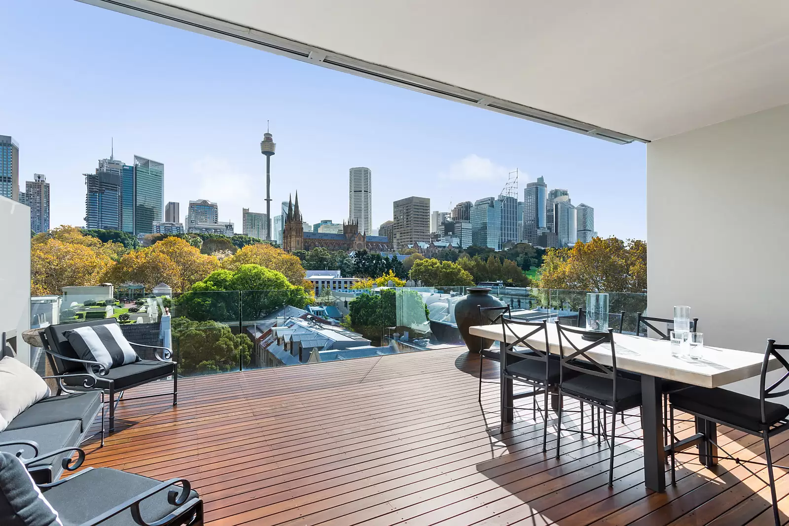 313/76-88 Crown Street, Woolloomooloo Auction by Sydney Sotheby's International Realty - image 3