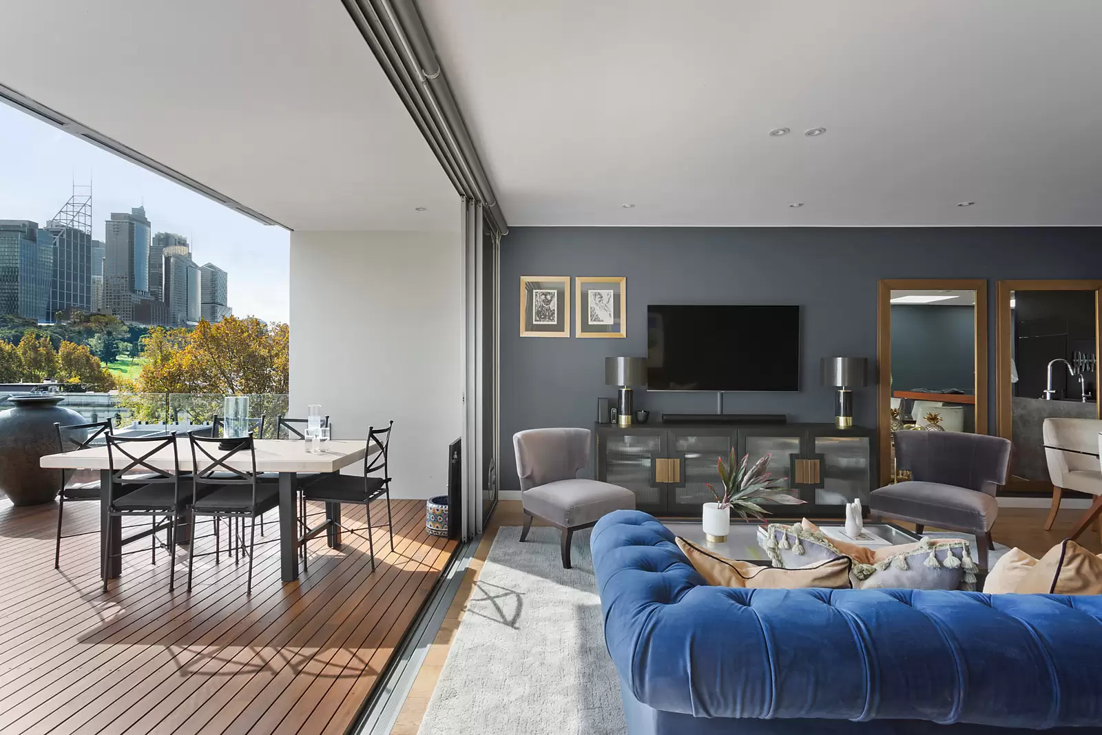 313/76-88 Crown Street, Woolloomooloo Auction by Sydney Sotheby's International Realty - image 1