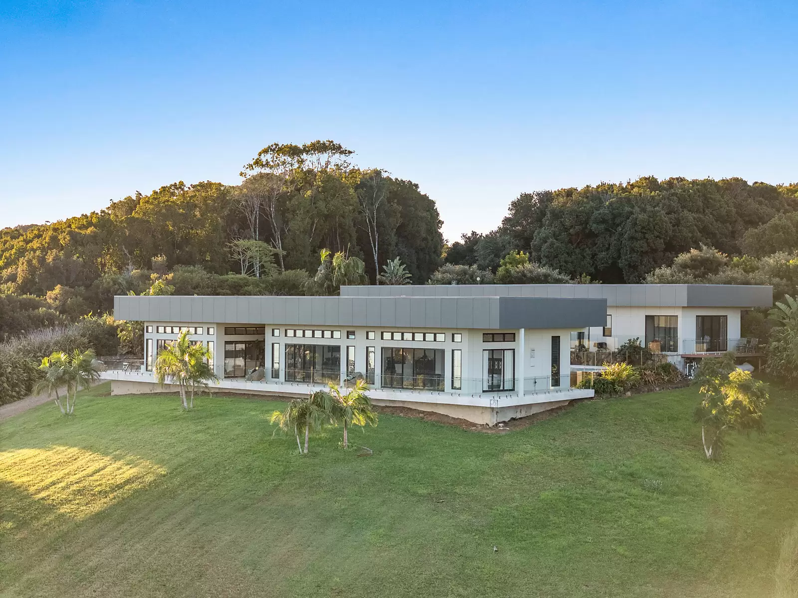 18 Pioneers Crescent, Bangalow For Sale by Sydney Sotheby's International Realty - image 23