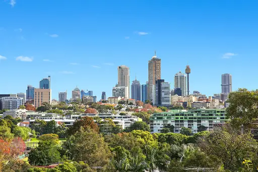 21/4 New Mclean Street, Edgecliff Sold by Sydney Sotheby's International Realty