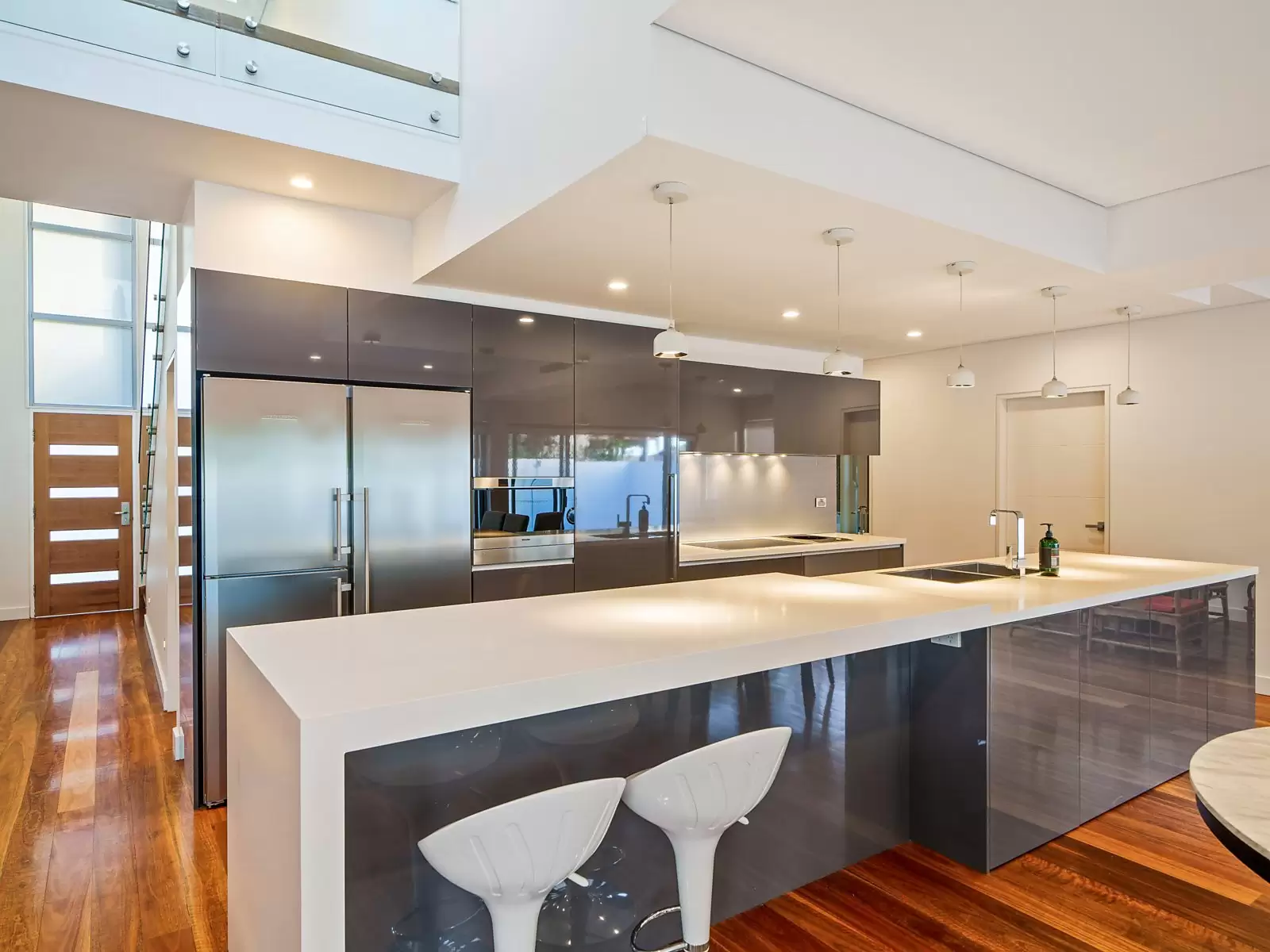 1 Tuross Avenue, Sylvania Waters For Sale by Sydney Sotheby's International Realty - image 9