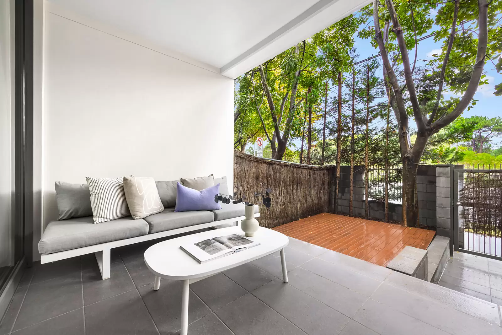 3/7-9 Alison Road, Kensington Sold by Sydney Sotheby's International Realty - image 2