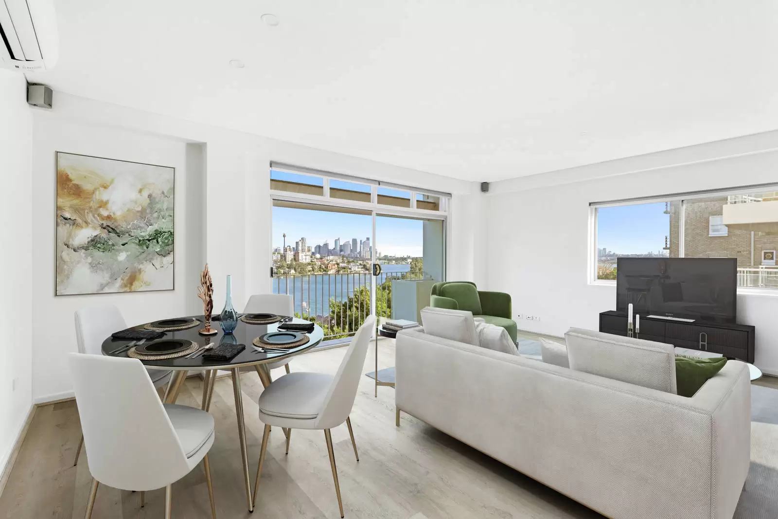 8/25 Wolseley Road, Point Piper Leased by Sydney Sotheby's International Realty - image 1