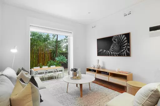 2/27 Moira Crescent, Coogee Sold by Sydney Sotheby's International Realty