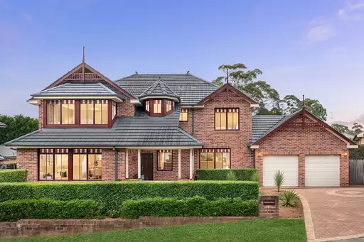 10 Lynton Green, West Pennant Hills Sold by Sydney Sotheby's International Realty