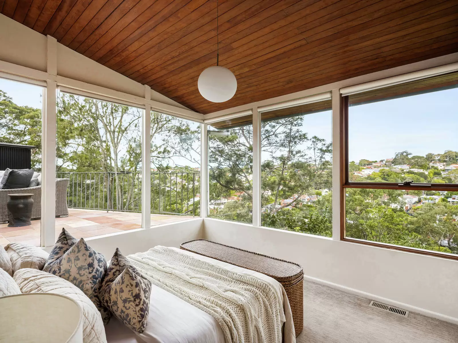 18 The Rampart, Castlecrag Sold by Sydney Sotheby's International Realty - image 13