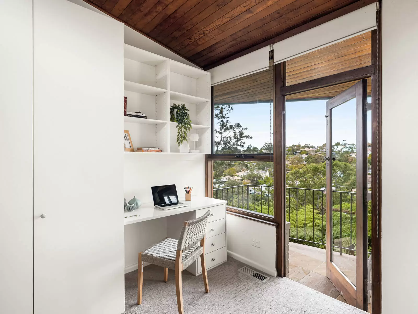 18 The Rampart, Castlecrag Sold by Sydney Sotheby's International Realty - image 15