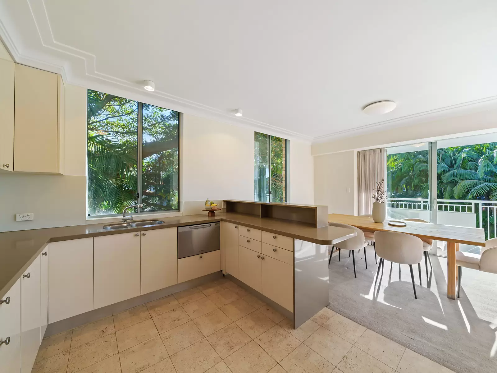 8/4 Greenoaks Avenue, Darling Point Auction by Sydney Sotheby's International Realty - image 9