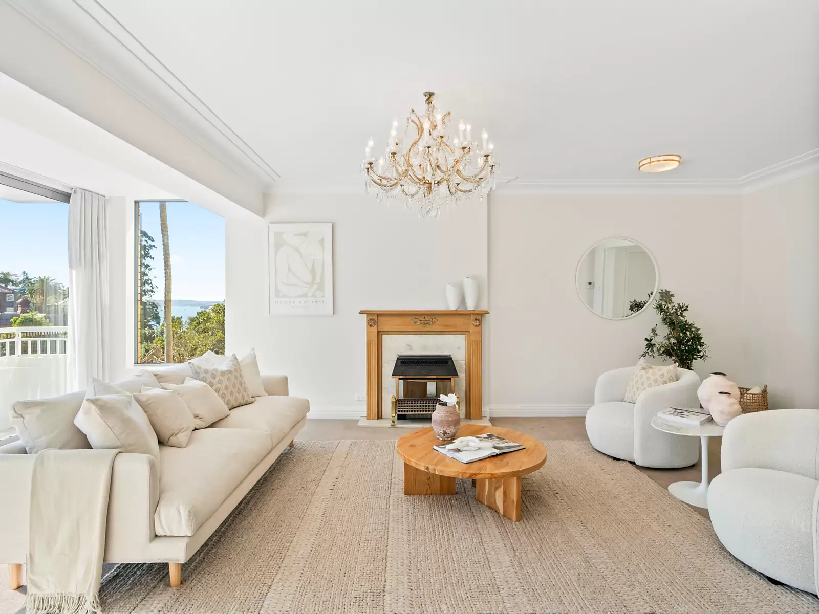 8/4 Greenoaks Avenue, Darling Point Auction by Sydney Sotheby's International Realty - image 1