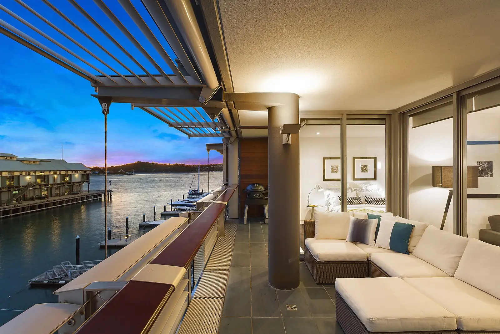 513/19 Hickson Road, Walsh Bay Sold by Sydney Sotheby's International Realty - image 1