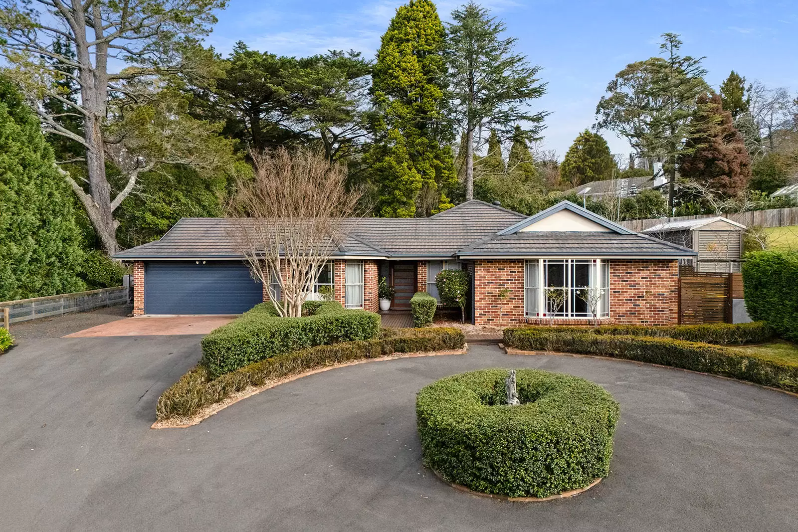 41A Robertson Road, Moss Vale Sold by Sydney Sotheby's International Realty - image 1