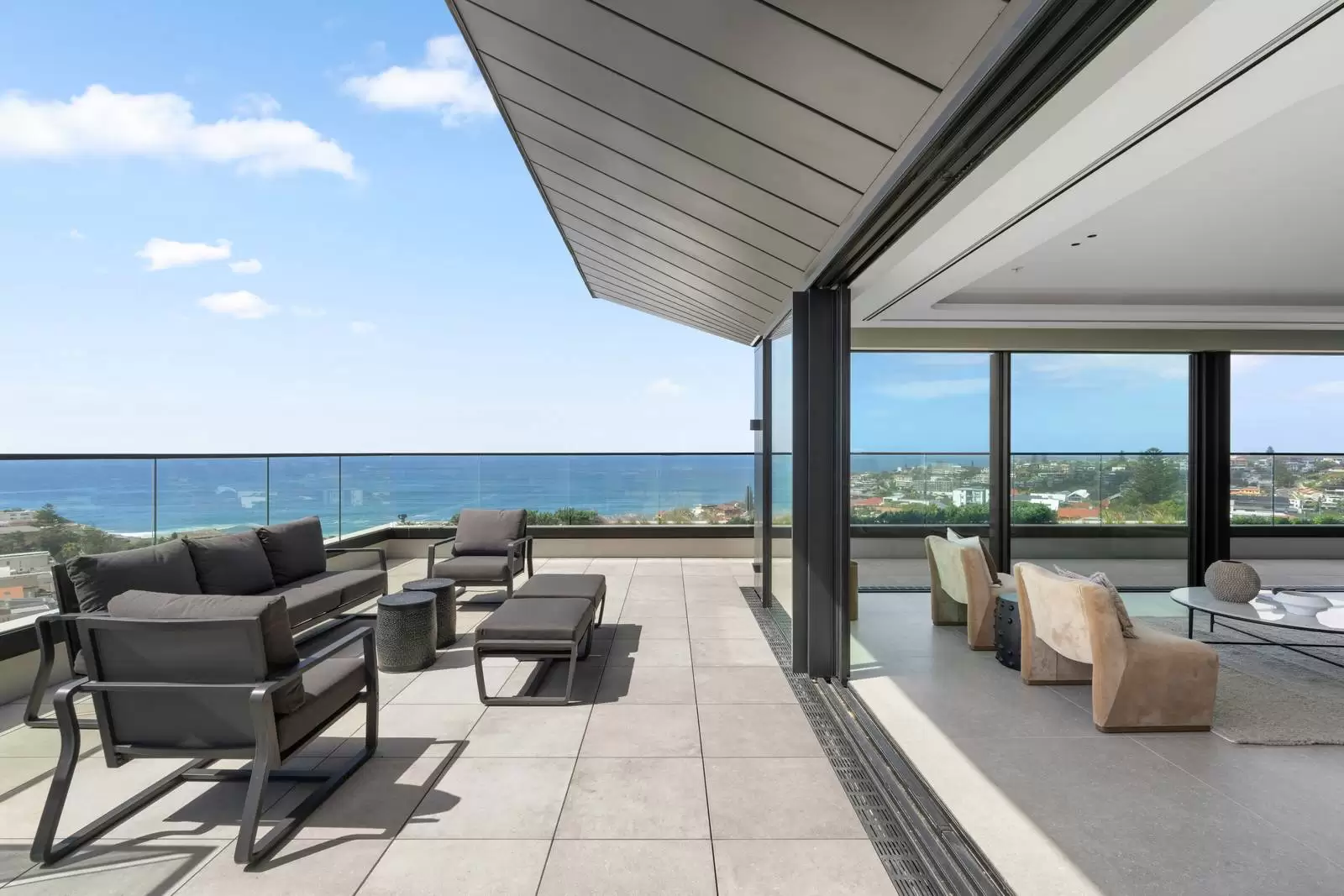 1/20 Illawong Avenue, Tamarama Leased by Sydney Sotheby's International Realty - image 2