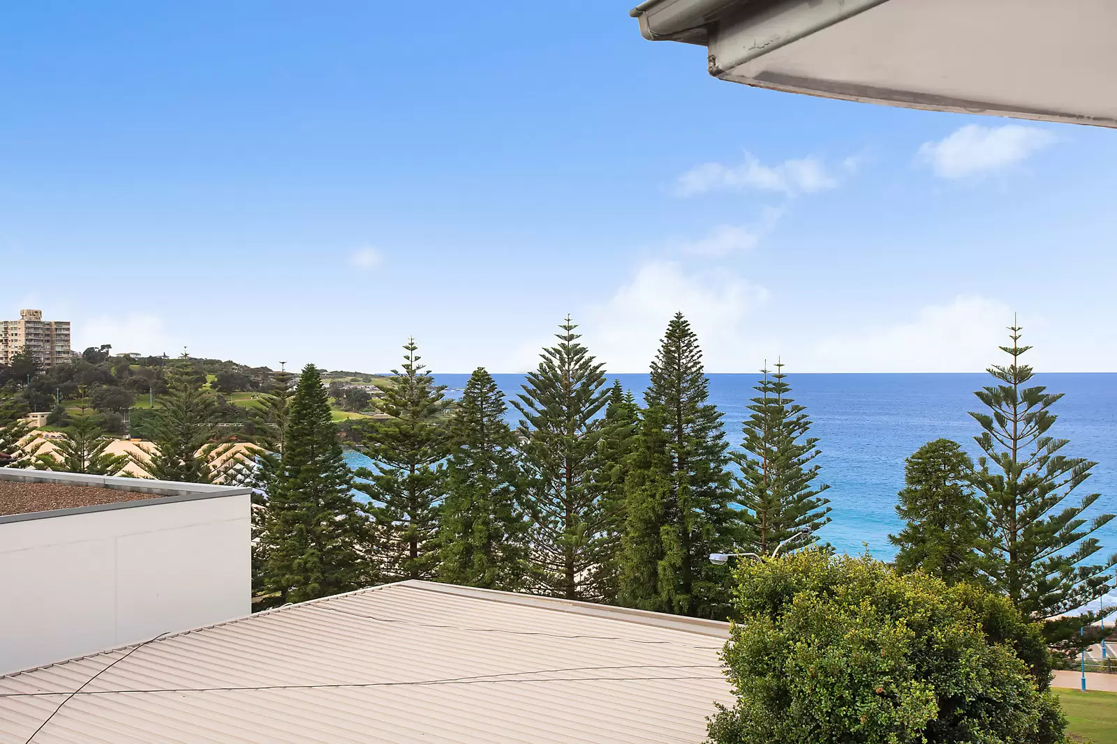 6/23-25 Vicar Street, Coogee Sold by Sydney Sotheby's International Realty - image 3