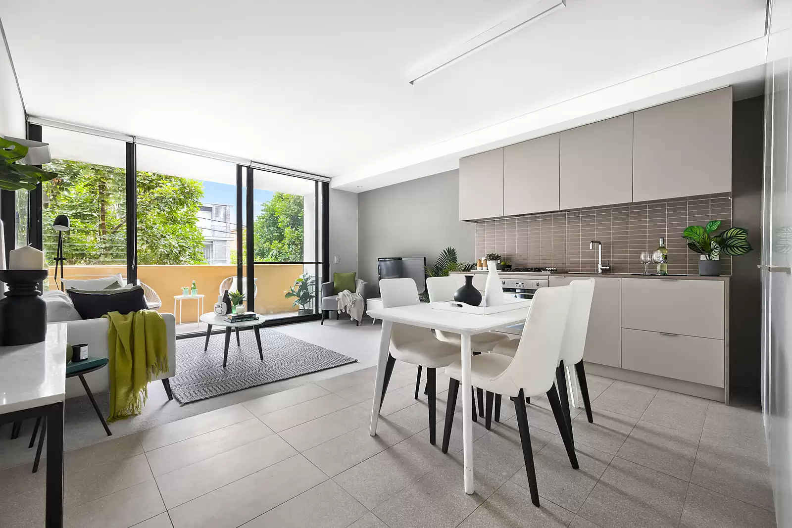 105/207 Barker Street, Randwick Sold by Sydney Sotheby's International Realty - image 2